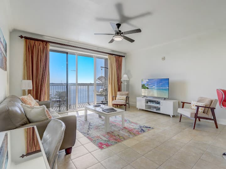 New! 1-king Bedroom/2 Baths With Breathtaking View - Lake Buena Vista, FL