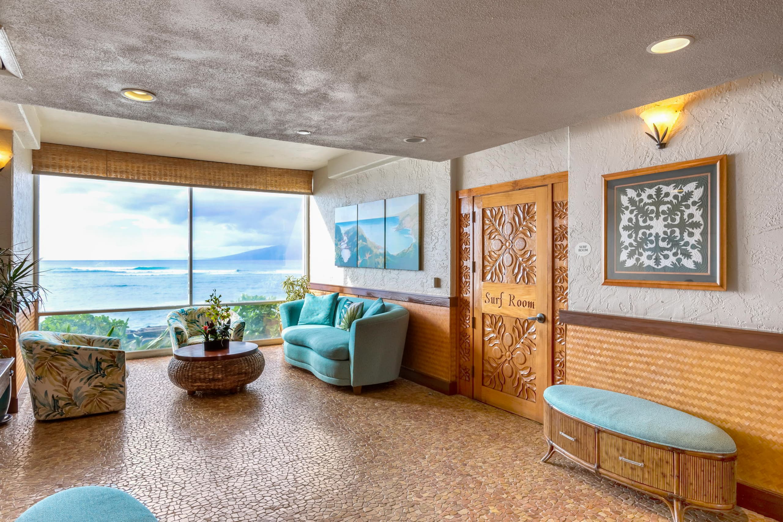 Condo in Lahaina · ★4.98 · Studio · 2 beds · 1 bath - Image 34