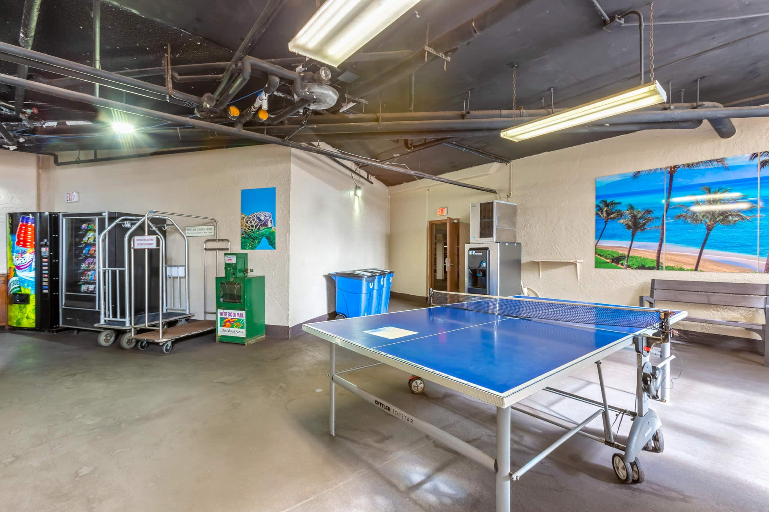 Condo in Lahaina · ★4.98 · Studio · 2 beds · 1 bath - Image 29