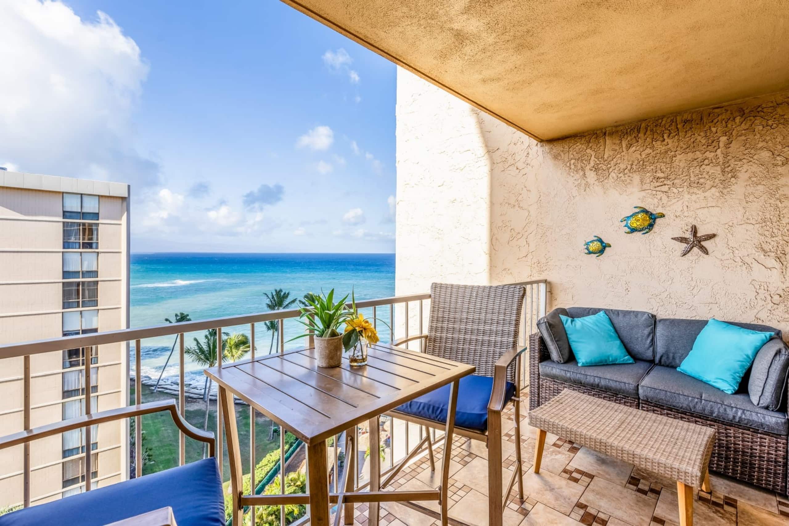 Condo in Lahaina · ★4.98 · Studio · 2 beds · 1 bath - Image 17