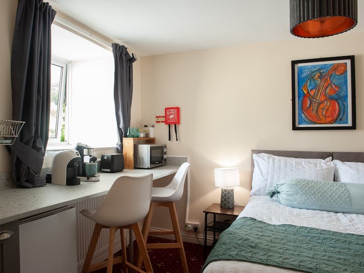 2 Dartmoor King Size Bed - Dartmoor Forest