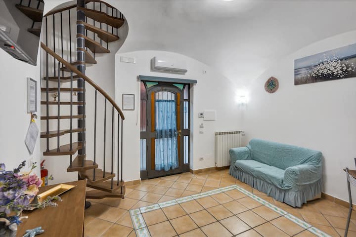 [10 Minuti Da Sorrento] Sarà La Vacanzella - Sant'Agnello