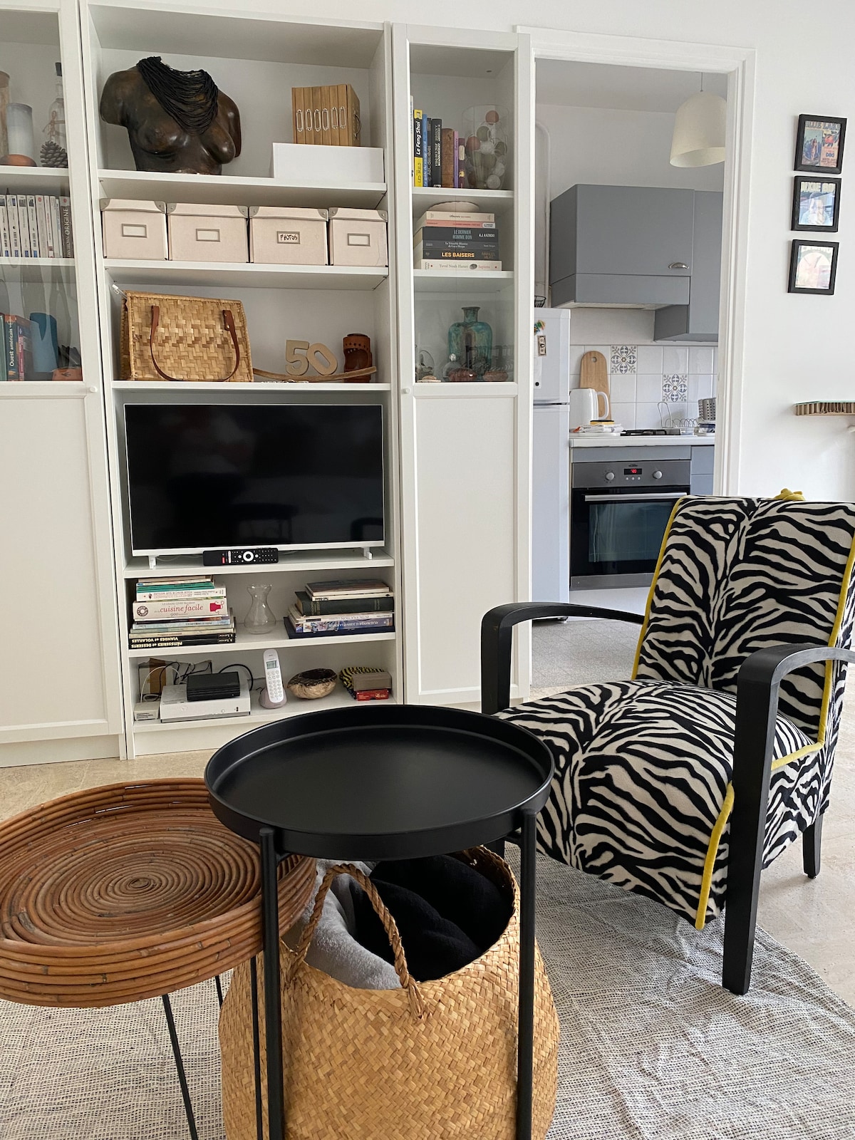 Popular Airbnb listing: Spacious studio with nice balcony 2 km from La Croisette in Le Cannet