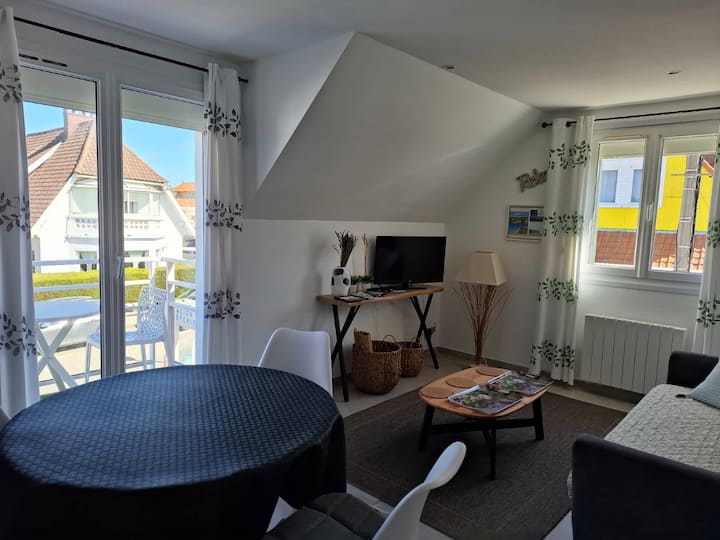Superbe Appartement Proche De La Plage Avec Balcon - Marquise