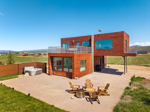 Valinor Ranch — Thirty-Five Acres Above the Valley