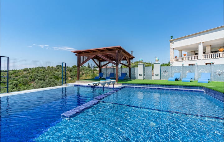 Pet friendly home in Grottaglie