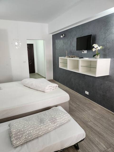 Popular Airbnb listing: LifeStyle studio near the sea 3 in Eforie