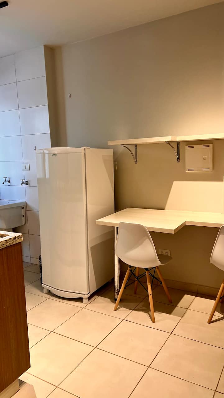 L - Recém Mobiliado Região Central! - Maringá