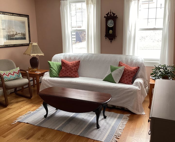 Rooms On The River/free Parking And Wifi - Lee, MA
