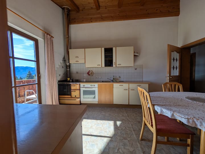 Entire Floor-village Center-sleeps 14-guestpass - ブレッサノネ