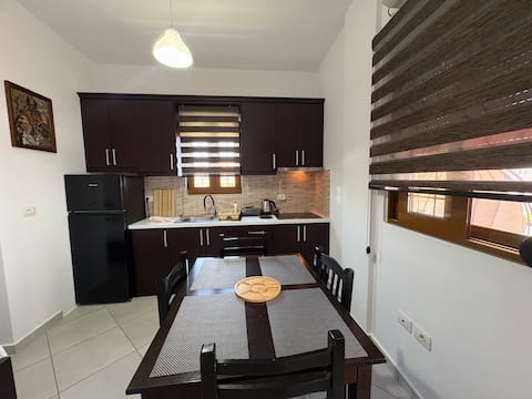 Popular Airbnb listing: Guesthouse Jasmine lovely apartment #1 in Ksamil
