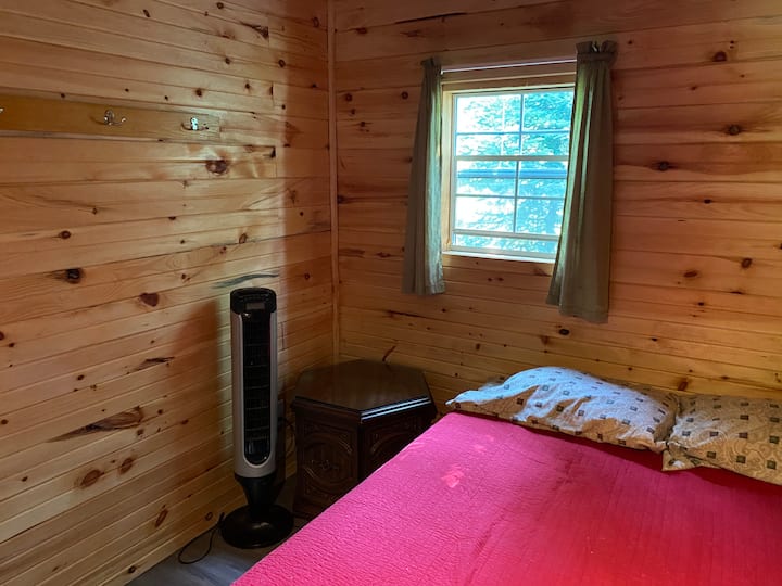 საძინებელი 1