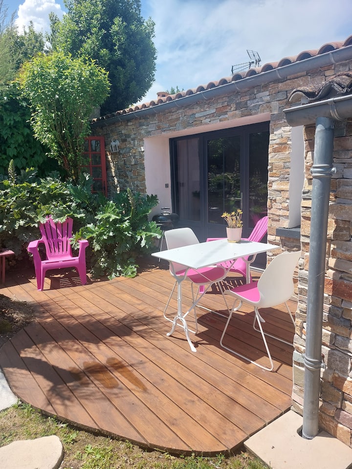 Charmante Maison 2 Personnes.
Proche Plages. - Charente-Maritime