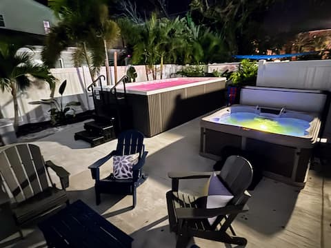 Luxe BeachHouseB w Heated Pool,2 min Walk to Beach