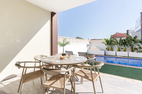 Horizon Blue I Private Pool Luxe I 3BR| Parking