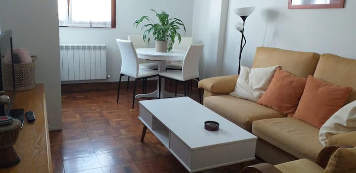 Habitación+salón+baño (Todo Privado). Gros/ss - San Sebastián
