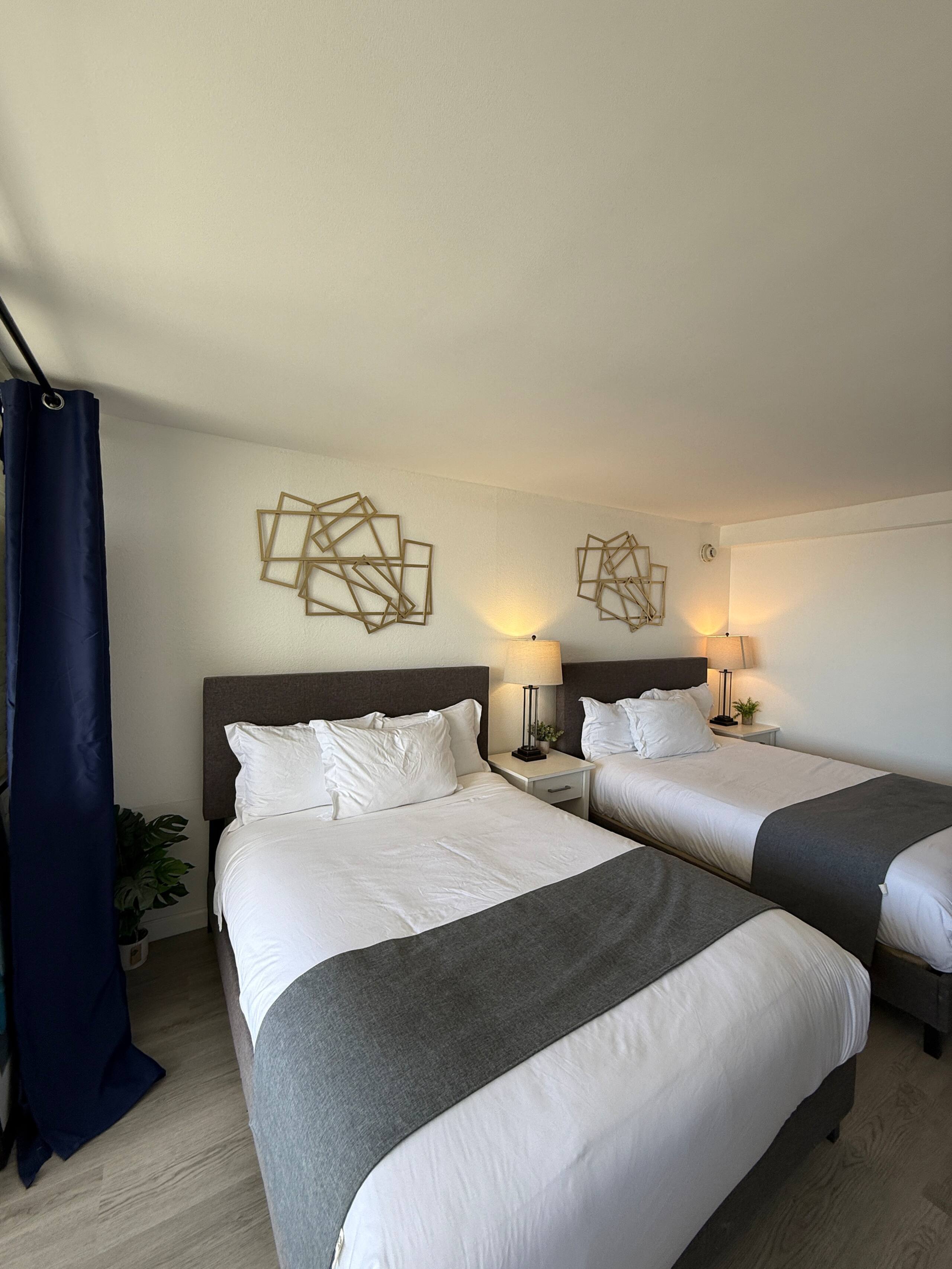 Condo in Honolulu · ★4.74 · Studio · 2 beds · 1 private bath - Image 32