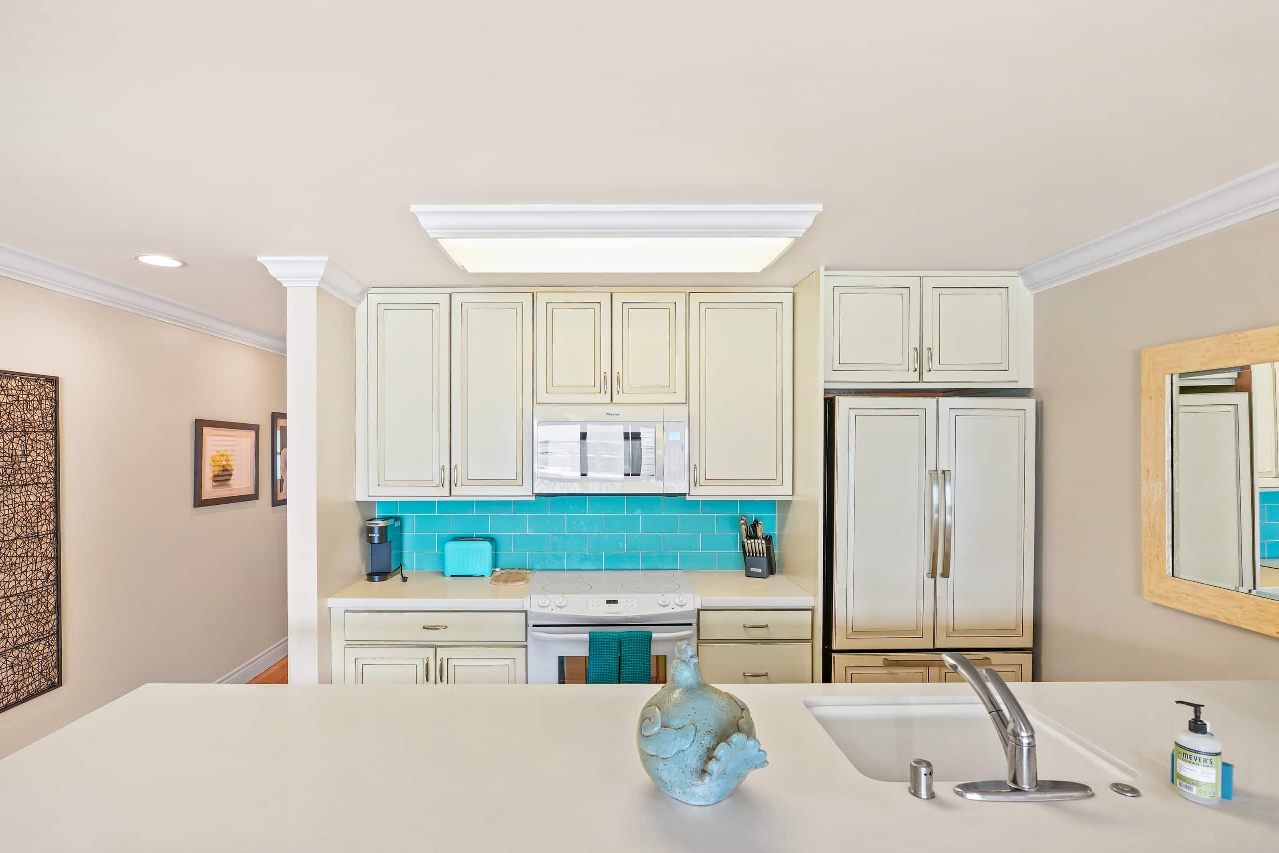 Condo in Kapaa · ★4.93 · 1 bedroom · 2 beds · 1 bath - Image 12