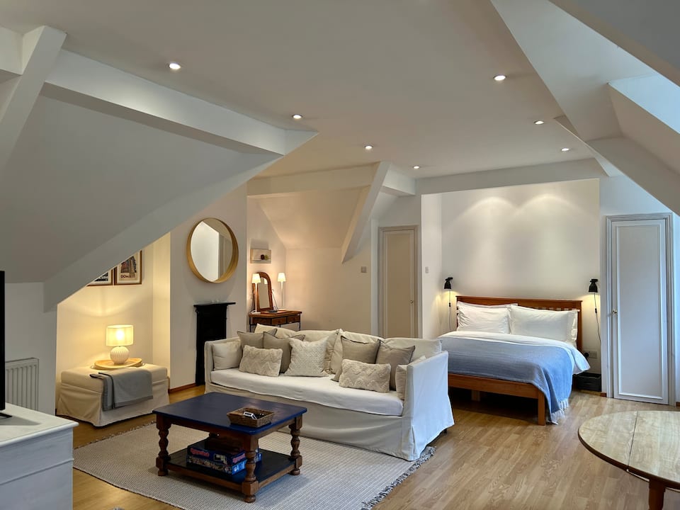Loft England England Loft Holiday Rentals - United Kingdom | Airbnb