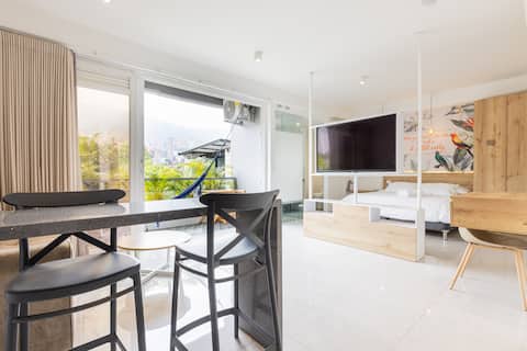 Top Airbnb: Utopia 5.East - Modern Loft•AC•Wi-Fi•Self Check-In in El Poblado