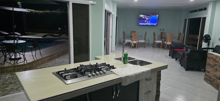 Casa Quinta Con Piscina Y Jakusi El Manantial - Mariquita