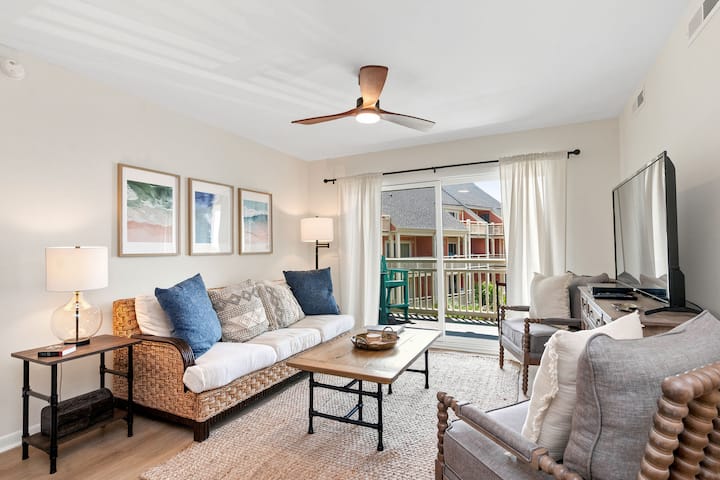 Resting Beach Face: Ocean View Condo With - Bald Head Island, NC