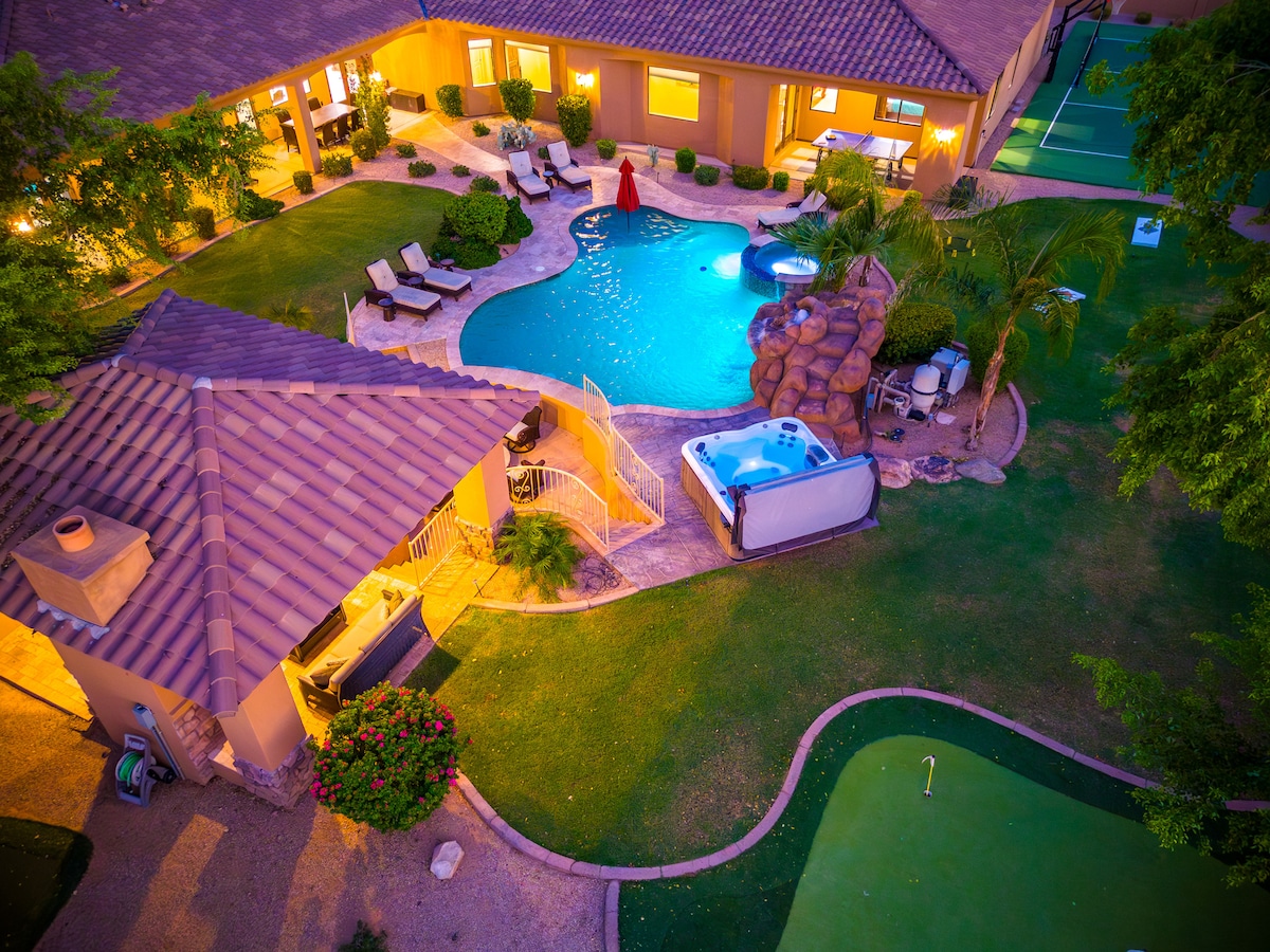 Million $ Desert Dream + Waterslide + Pickleball Court + Golf