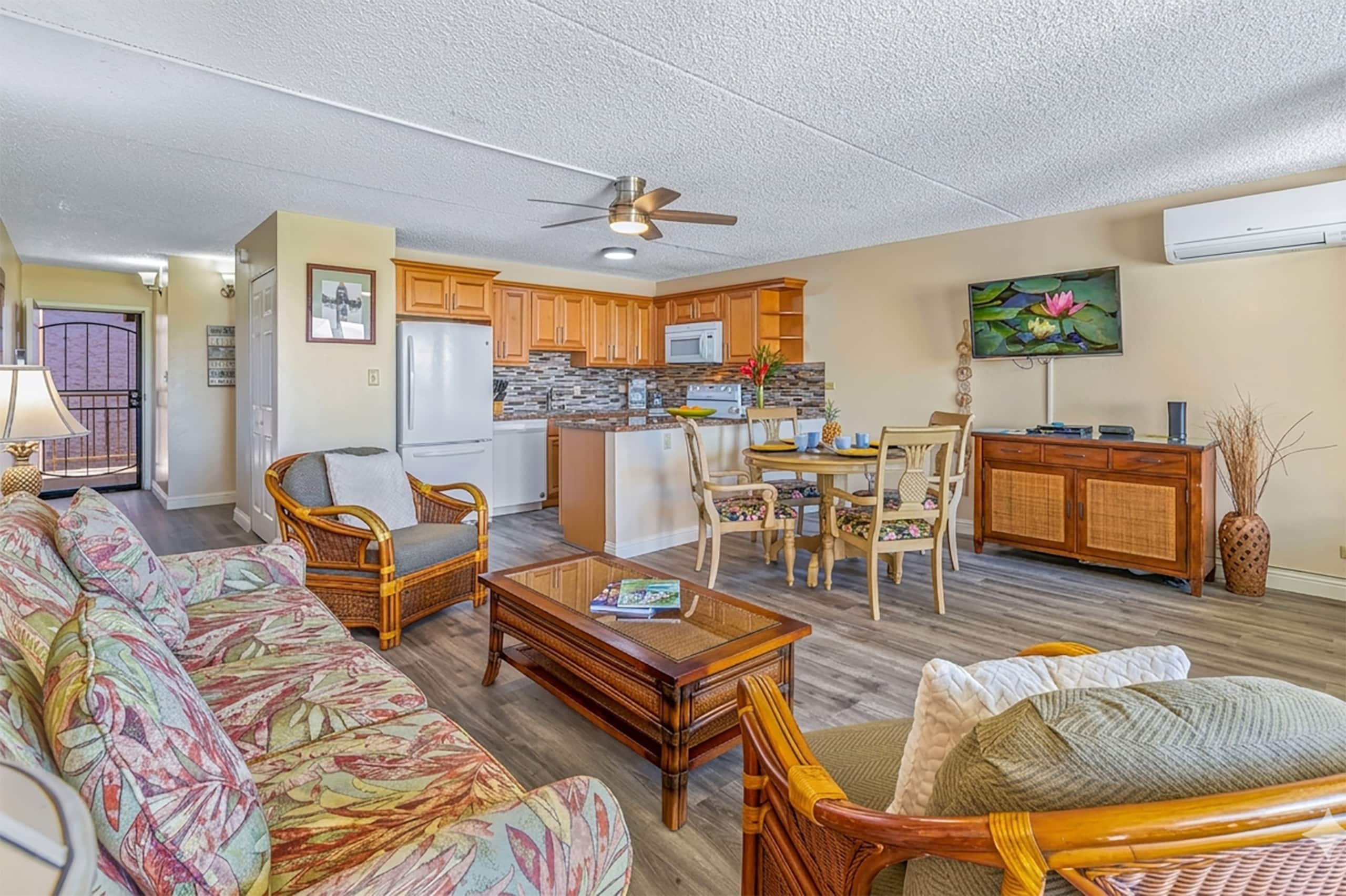 Condo in Kihei · ★4.79 · 1 bedroom · 2 beds · 1 bath - Image 2