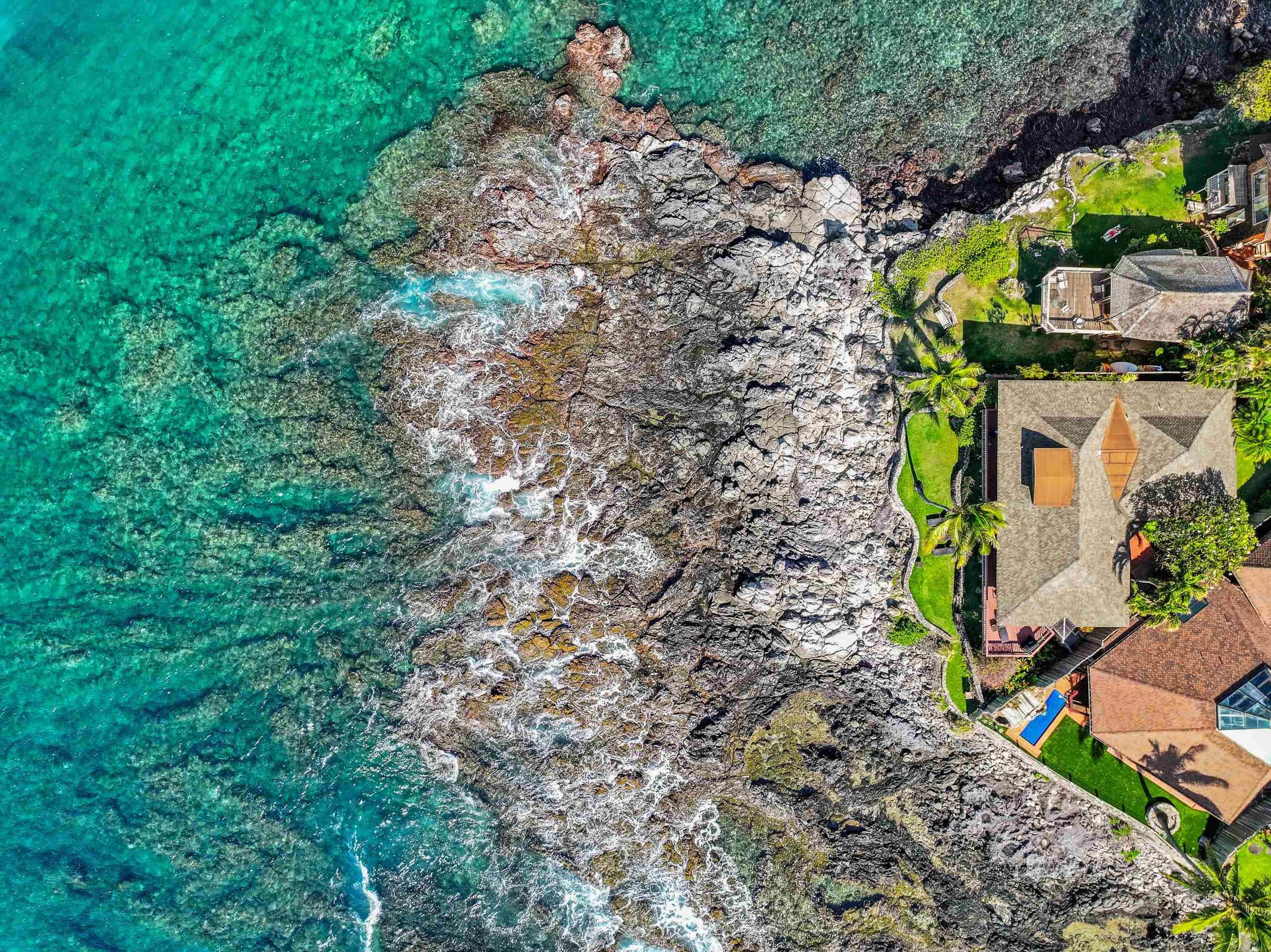 Home in Lahaina · ★4.83 · 5 bedrooms · 5 beds · 4 baths - Image 14