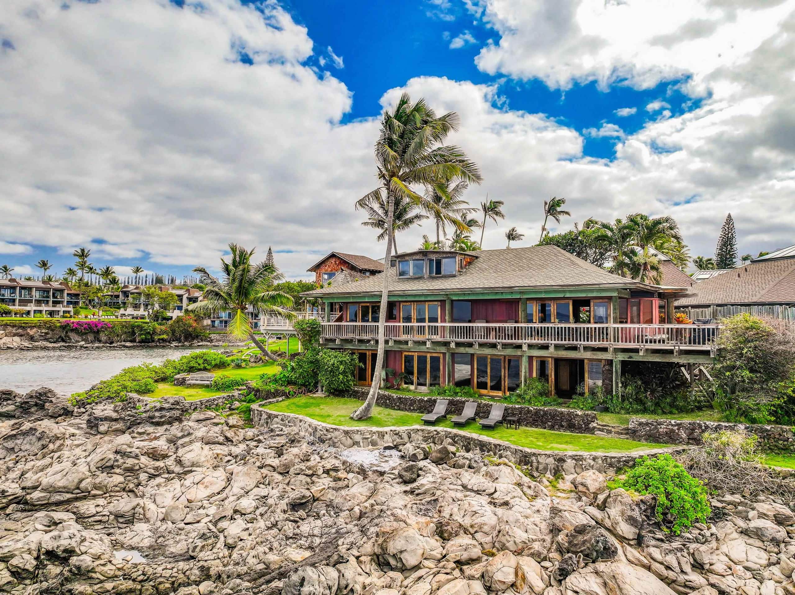 Home in Lahaina · ★4.83 · 5 bedrooms · 5 beds · 4 baths - Image 12