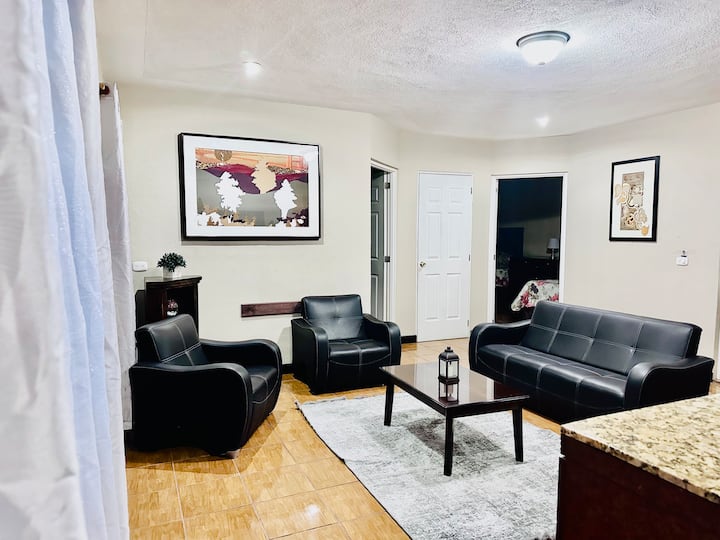 Feels Like Home In This 2 Bedroom Condo. - San Francisco El Alto