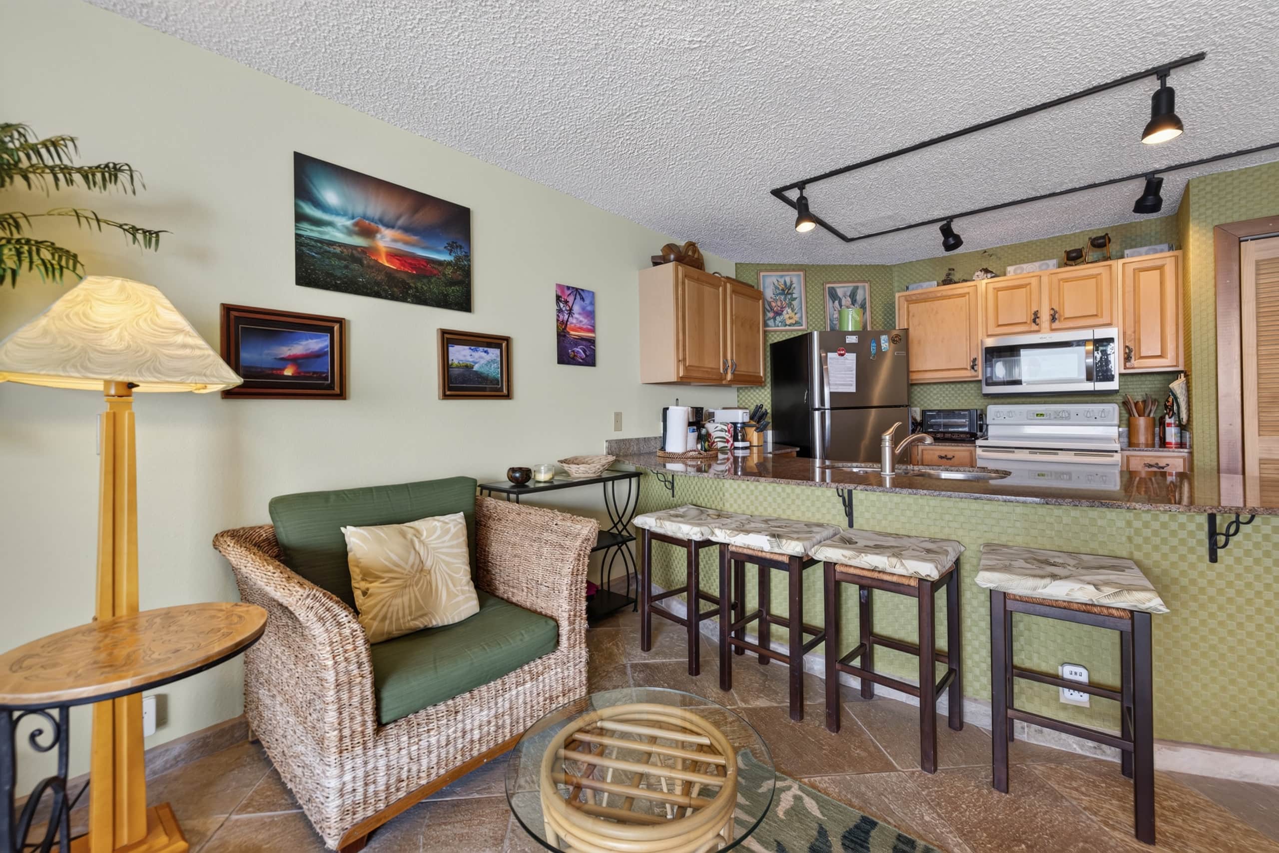 Condo in Kailua-Kona · ★4.98 · 1 bedroom · 4 beds · 1 bath - Image 10