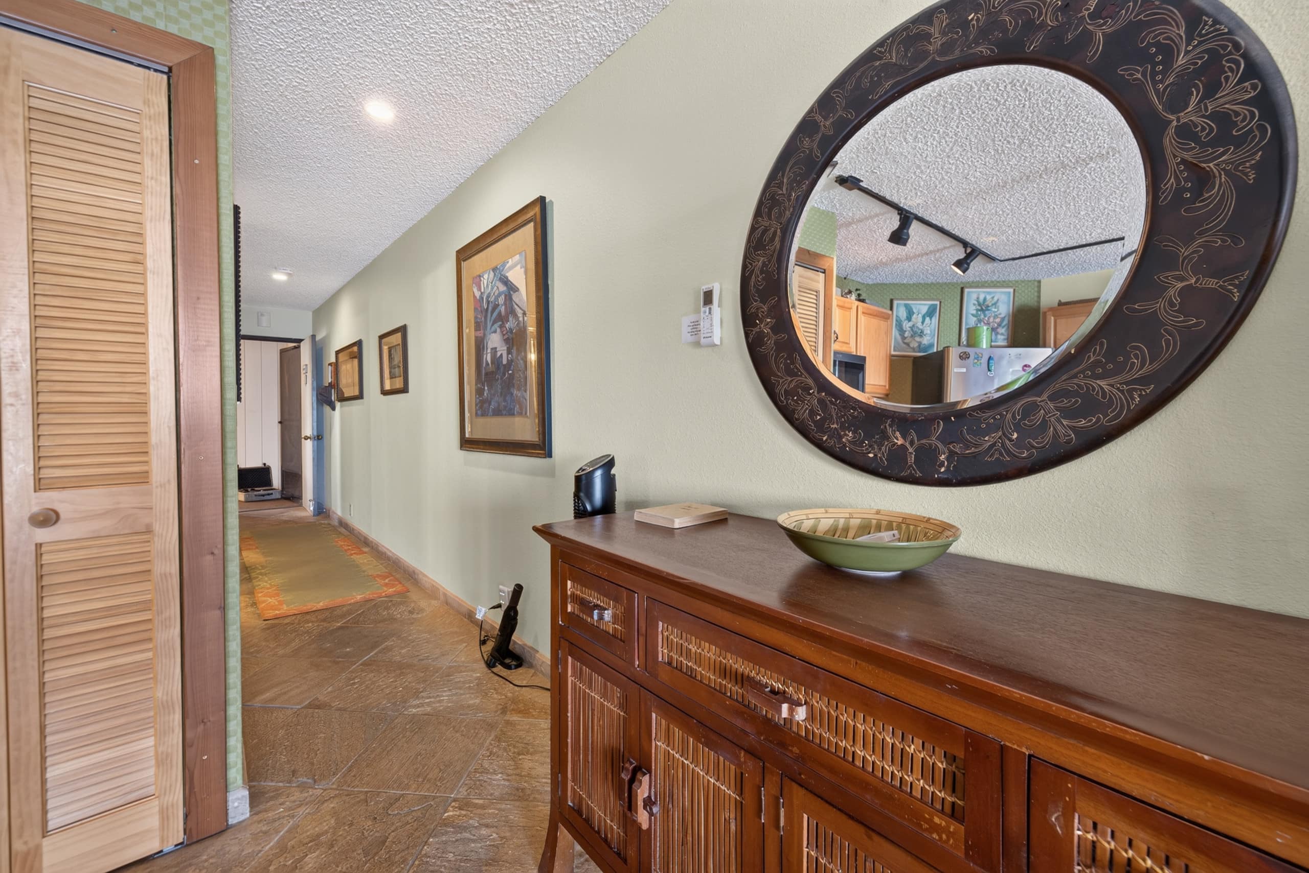 Condo in Kailua-Kona · ★4.98 · 1 bedroom · 4 beds · 1 bath - Image 9