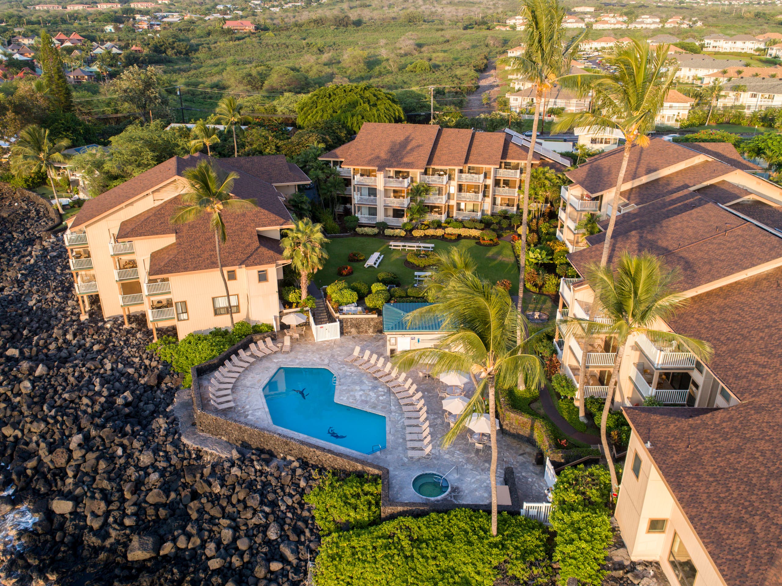 Condo in Kailua-Kona · ★4.98 · 1 bedroom · 4 beds · 1 bath - Image 25