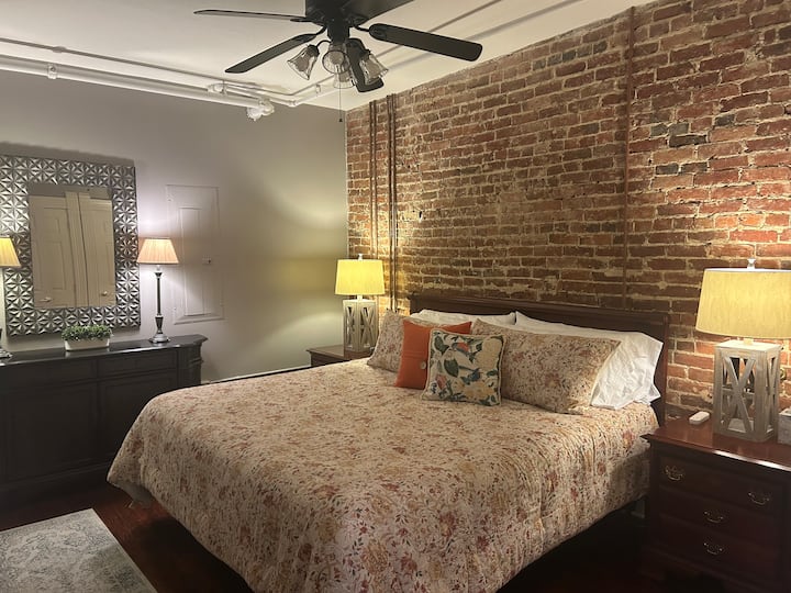 Riverfront! - Historic FoxBriar - 1BR Elegance! - Condominiums for