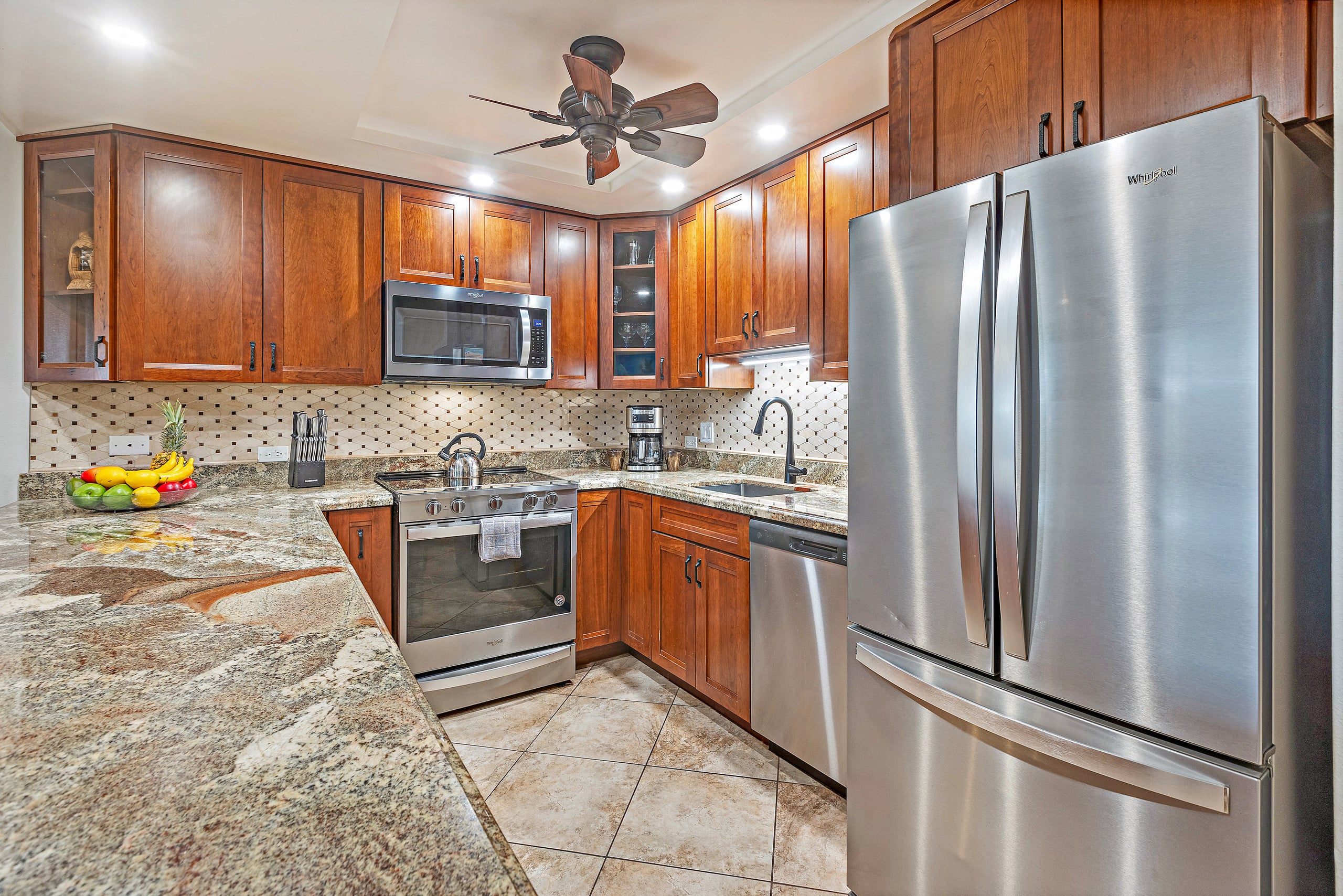 Condo in Kihei · ★4.84 · 2 bedrooms · 4 beds · 2 private baths - Image 9