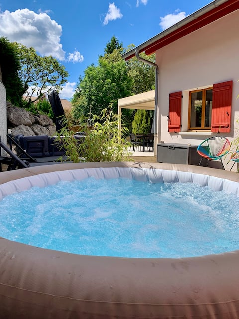 Peaceful 4* house with pool, sauna, spa