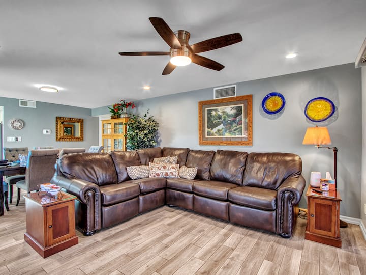 Waterfront 1st Floor Heated Pool & Spa 2 Bed 2 - Moon Valley - Phoenix