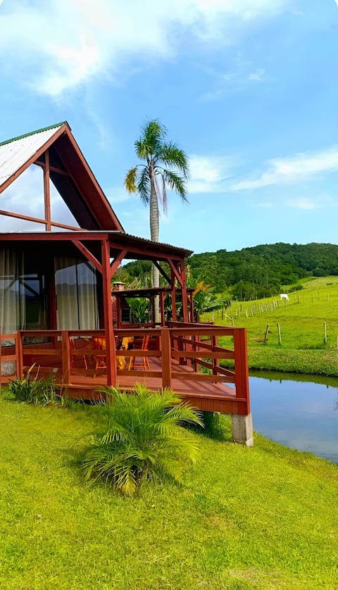 Airbnb em destaque: Rustic Chalet/Ofuro/Pool/Chácara das Estrelas em Imaruí
