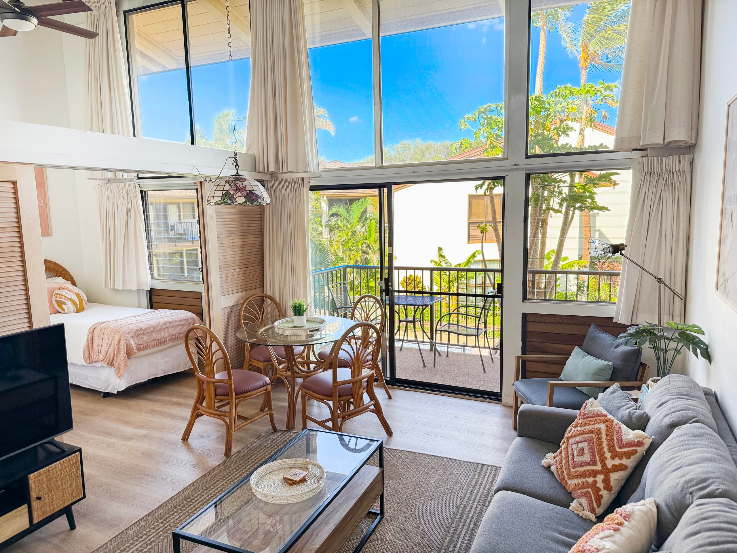 Condo in Wailuku · ★4.81 · 2 bedrooms · 4 beds · 2 private baths - Image 12