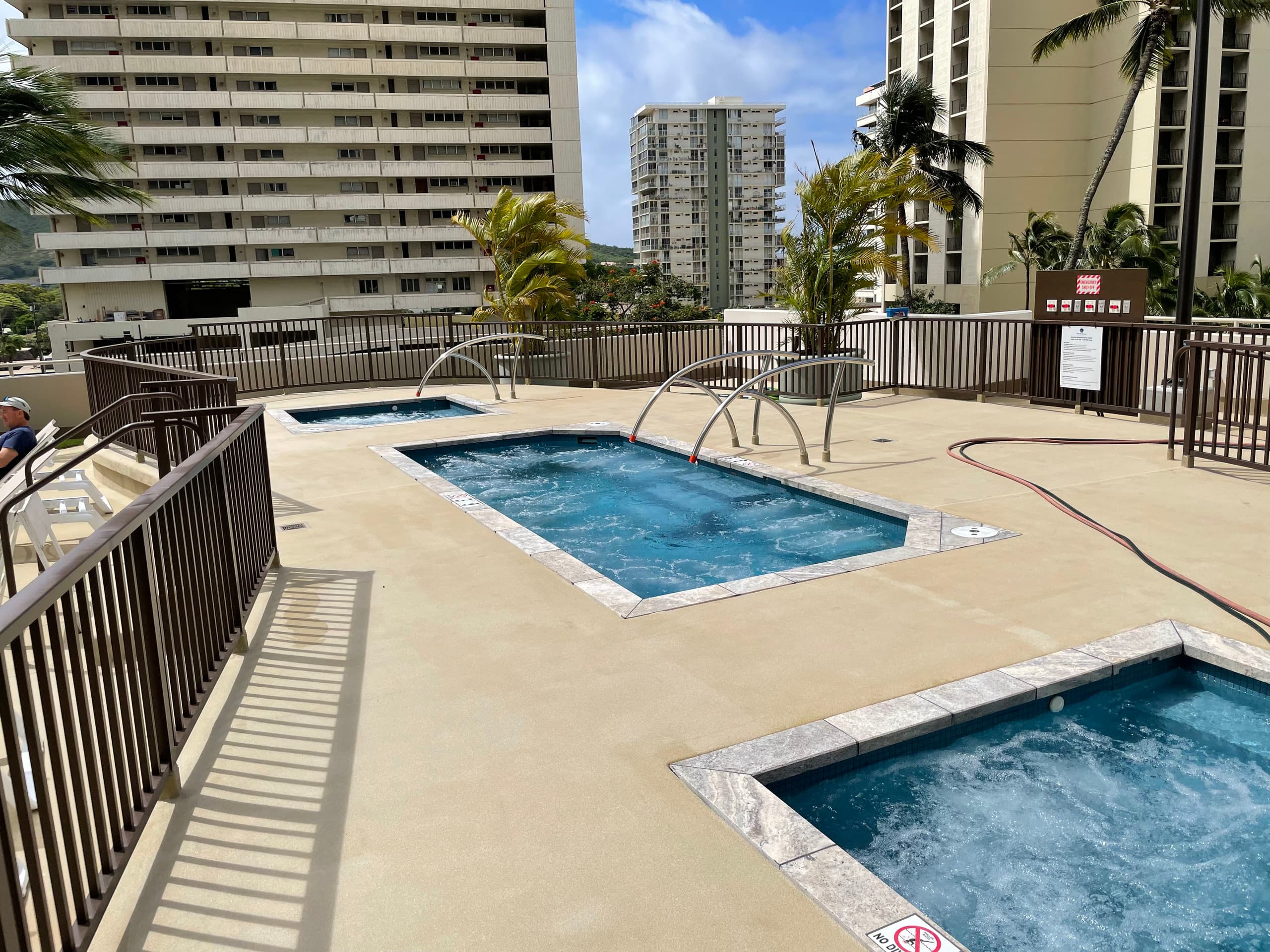 Condo in Honolulu · ★4.93 · 1 bedroom · 2 beds · 1 private bath - Image 12