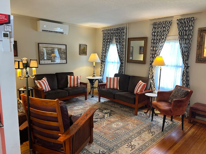 The Melloroost, A Gem In The Heart Of Saratoga. - Saratoga Springs, NY