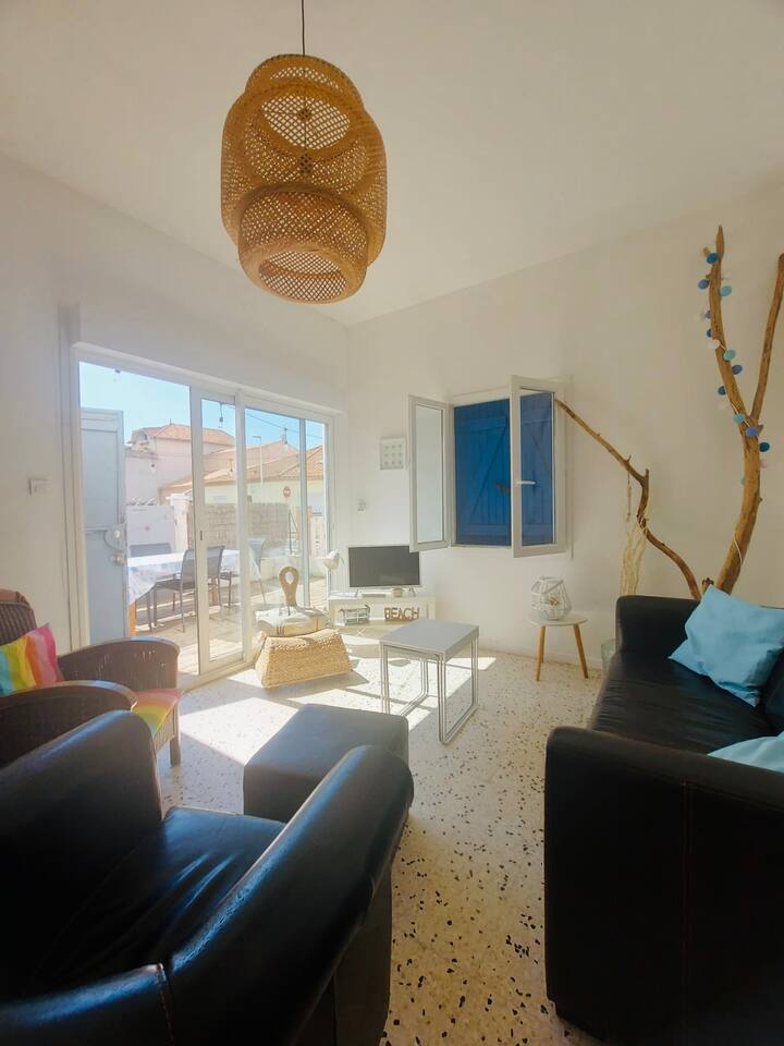 Maison Charmante Bien Située, Terrasse Ensoleillée - Valras-Plage