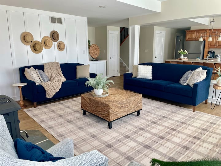 Black Diamond- A Newly Renovated Private Apartment - Denver, PA