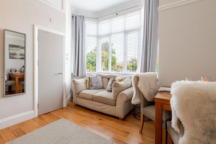 Queens Park Studio - Seaside Coastal Llandudno - Gwynedd
