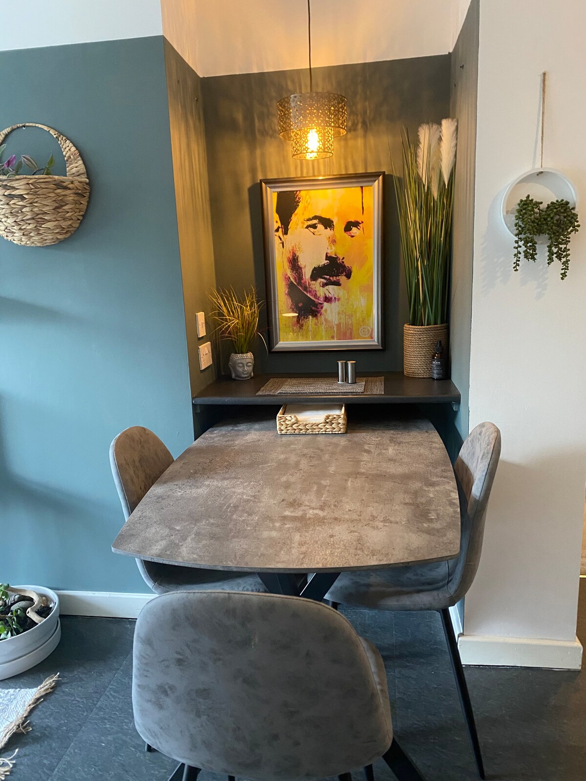 Top performing Airbnb: Lymm Art Staycation Suite - free parking in Warrington