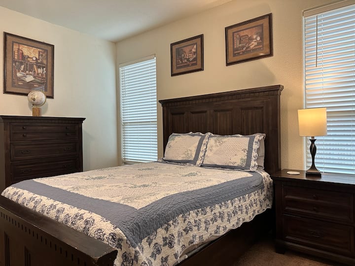 غرفة النوم 1