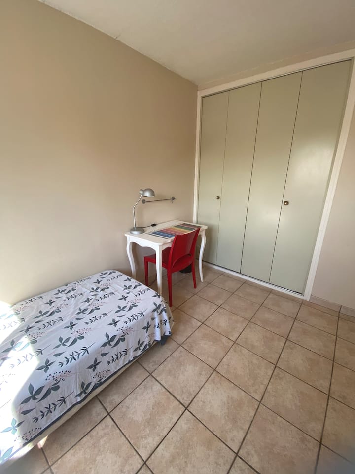 საძინებელი 4