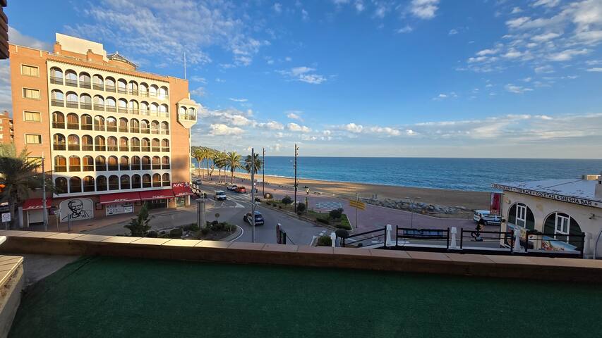 Apartments Paradise Lloret – Vue sur Mer 2
