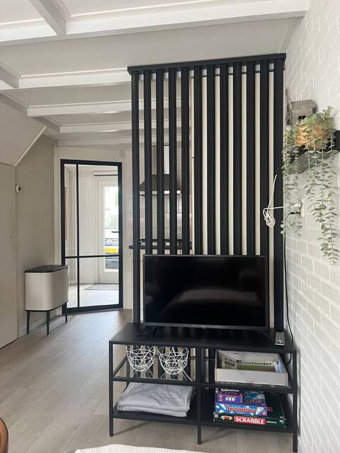 Top performing Airbnb: Tiny House Bij C in Wijk 00